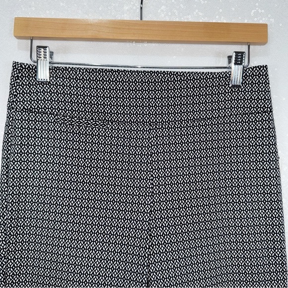 IMNYC Isaac Mizrahi Slimming Stretch Ankle Pants S/P Black White Geometric Print - Picture 4 of 11